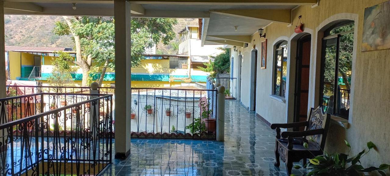Casa Elefante Dormido Ξενοδοχείο Panajachel Εξωτερικό φωτογραφία